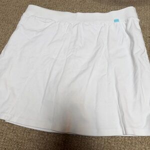 Fresh Produce White Athletic Skort with Turquoise Tab L